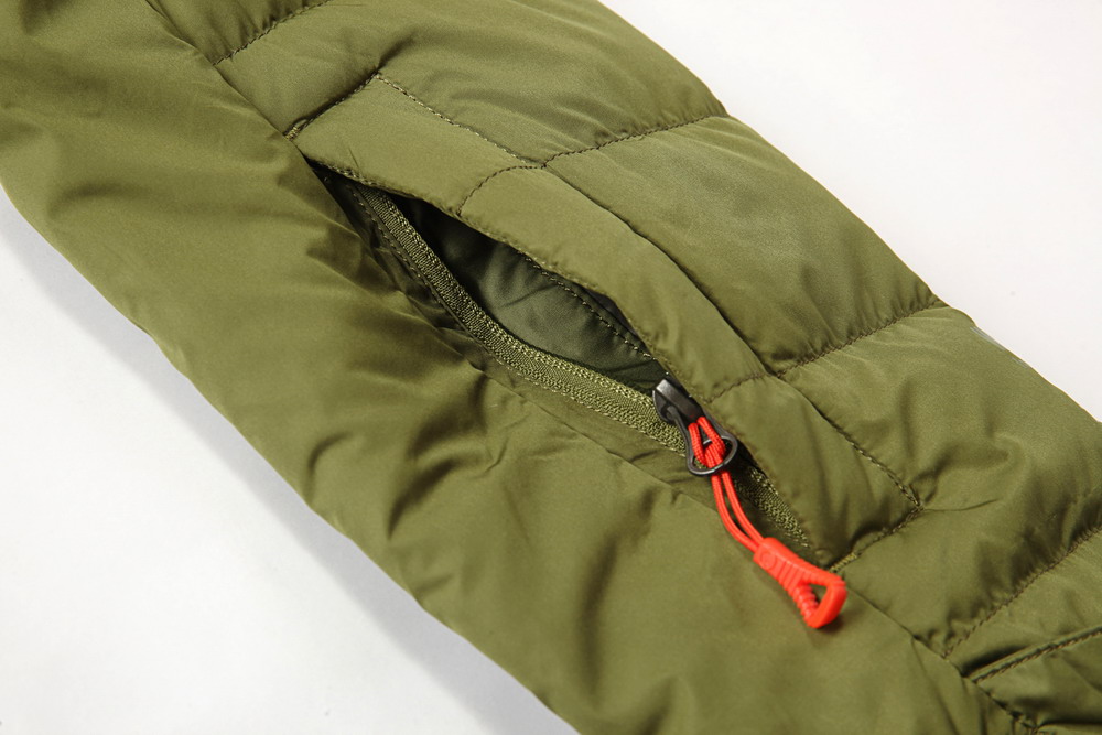 冬季羽絨服細節(jié)展示 冬季羽絨服細節(jié)展示